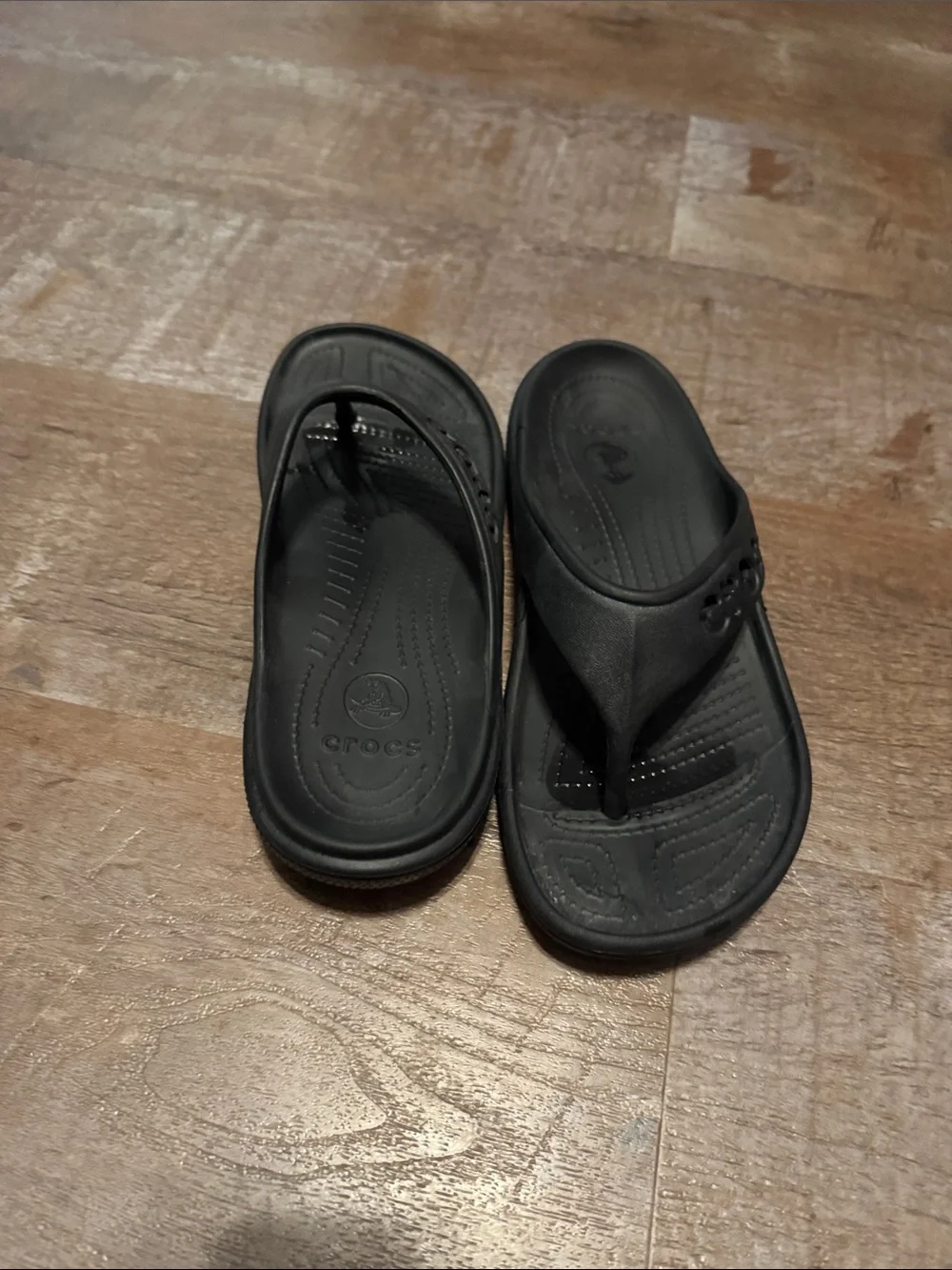 CROCS Unisex Black Foam Flip Flops Size M8 / W10